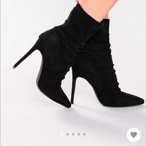 Fashion nova Sabrina Scrunch bootie